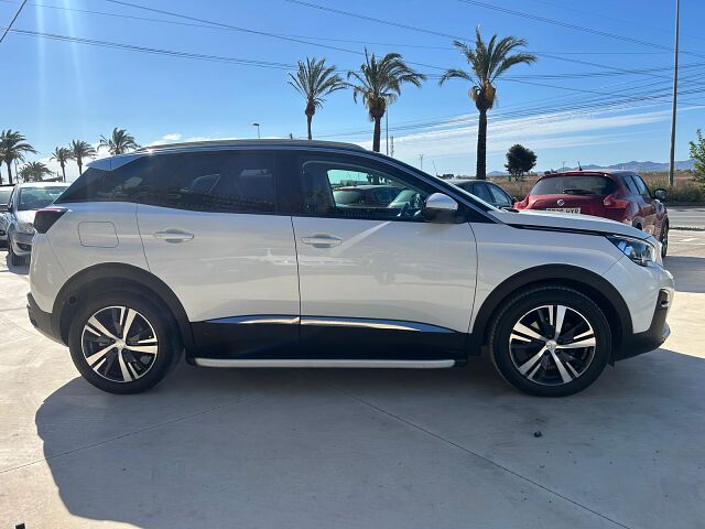 PEUGEOT 3008 ALLURE 1.5 HDI AUTO SPANISH LHD IN SPAIN 36000 MILES SUPER 2018